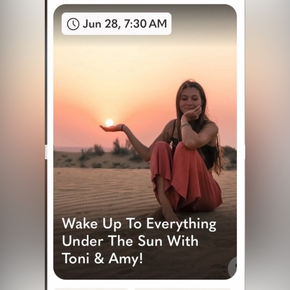 Summer sale with Toni and Amy - Picture 1 of 1